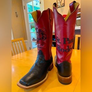 NOCONA custom square toe cowgirl boots! Red and Black St. Paul Rodeo (Oregon)